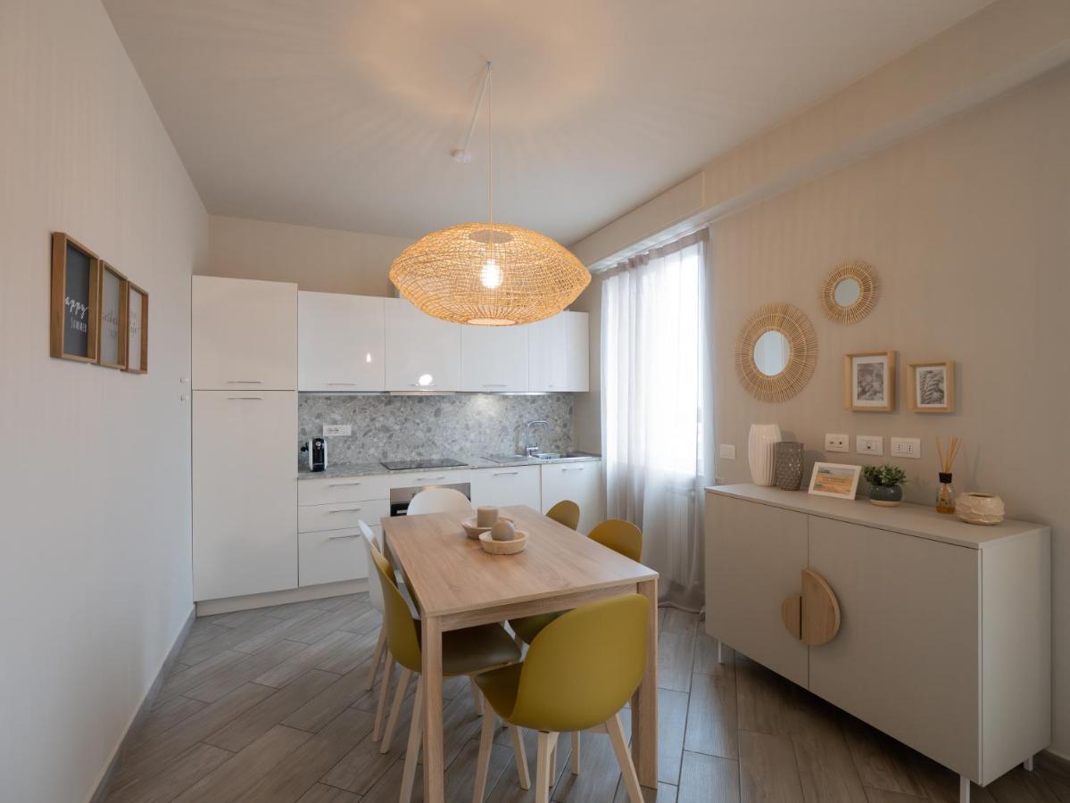Appartamento Melograno "A Casa Felice" Pietra Ligure Luaran gambar