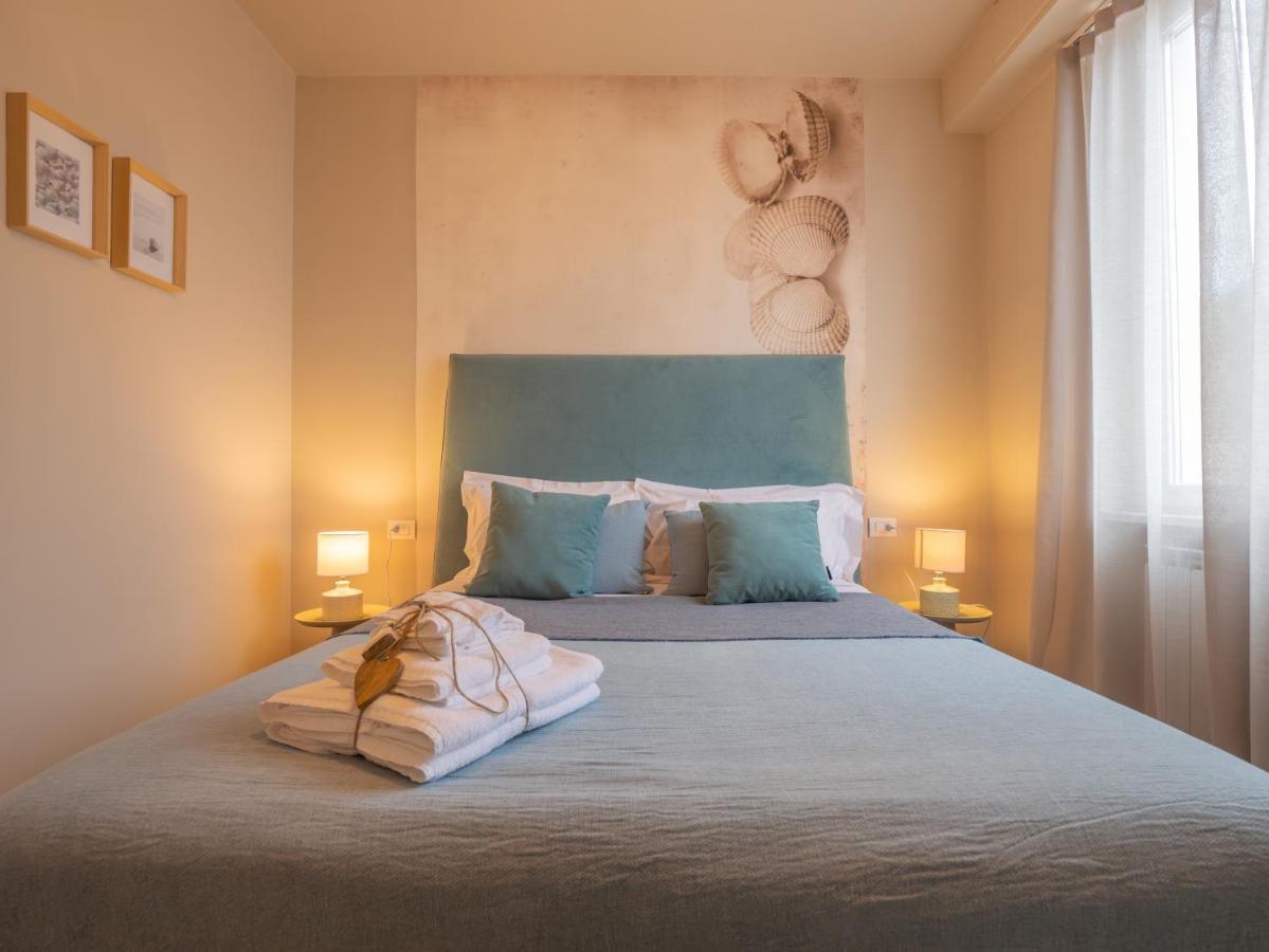Appartamento Melograno "A Casa Felice" Pietra Ligure Luaran gambar