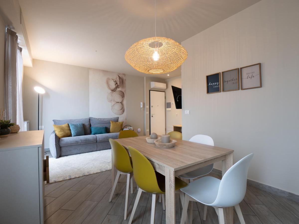 Appartamento Melograno "A Casa Felice" Pietra Ligure Luaran gambar